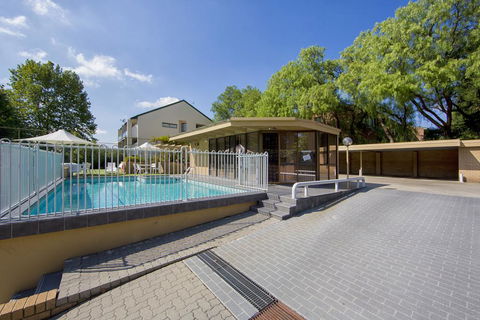 Accommodate Canberra - Kingston Court - Broome Tourism 2