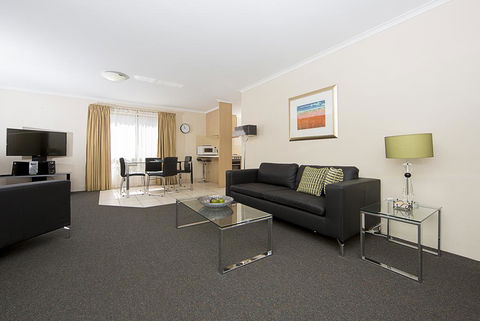 Accommodate Canberra - Kingston Court - Broome Tourism 0