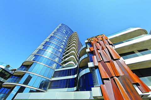 Accommodate Canberra- The Apartments Canberra City - Broome Tourism 1