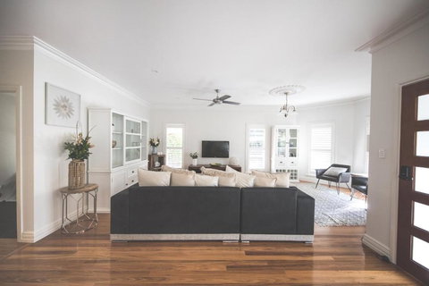 Diggers Beach Cottage - Broome Tourism 3