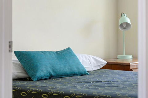 Emerald Motel Apartments - Broome Tourism 4