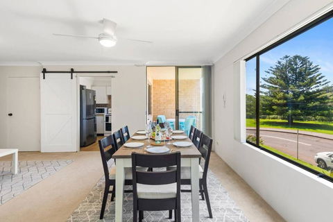 Esplanade Escape - Beachfront Family Bliss - Broome Tourism 2