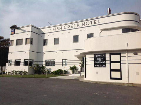 Fish Creek Hotel - Broome Tourism 1