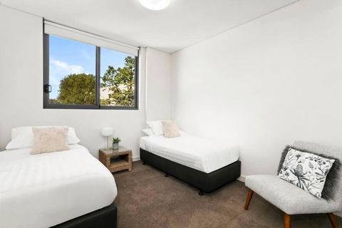 GLAD3 Gladesville Getaway Bright & Contemporary - Broome Tourism 2