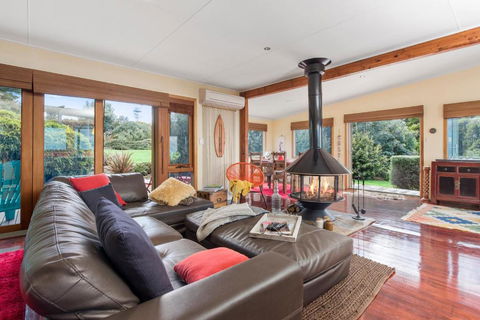 Gone Surfin - Broome Tourism 0