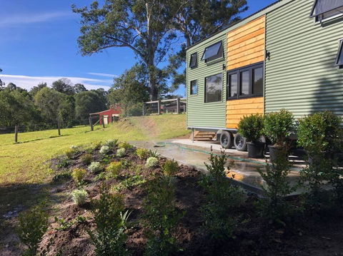 Gorgeous 2 Bedroom Tiny House Noosa Hinterland - Broome Tourism 1