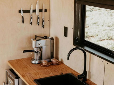 Grace The Tiny Cabin In Avon Valley - Broome Tourism 1