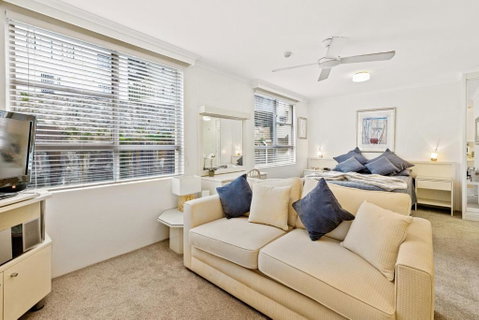 HENRY12 Self- Catering - Broome Tourism 1