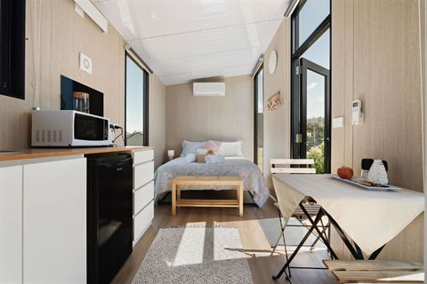 Hillside Hideout By Tiny Away - Broome Tourism 3