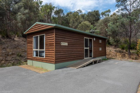 Hobart Bush Cabins - Broome Tourism 1