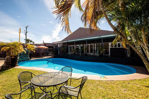 Hotel Settlers - Broome Tourism 0