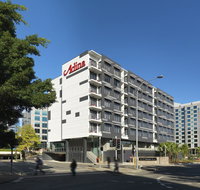 Adina Apartment Hotel Sydney Airport - Broome Tourism