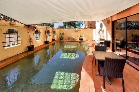 Adobe Motel - Broome Tourism 2