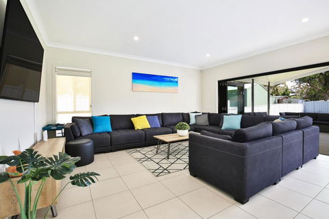 Adriatic Jervis Bay - 2 Min Walk To Beach - Family Friendly - Broome Tourism 1