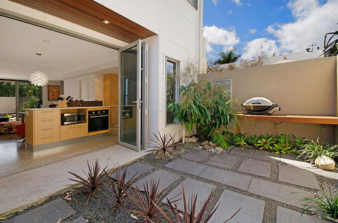 Alamode Apartments - Broome Tourism 0