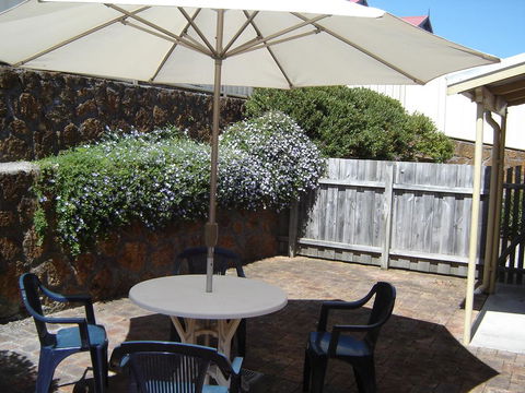 Albany Historic Cottage - Broome Tourism 1