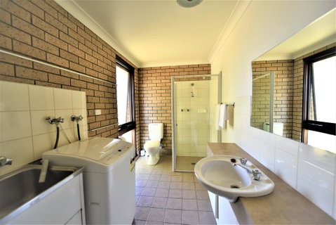 Albury Allawa Motor Inn - Broome Tourism 3