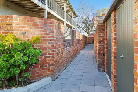 Albury Suites - Waterstreet - Broome Tourism 3