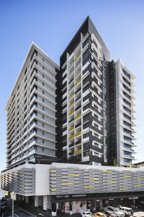 Alcyone Hotel Residences - Broome Tourism 3