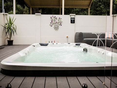 Aldgate Lodge Bed & Breakfast - Broome Tourism 1