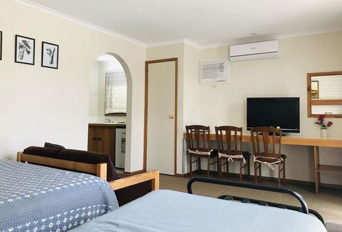 Alfred Motor Inn - Broome Tourism 1
