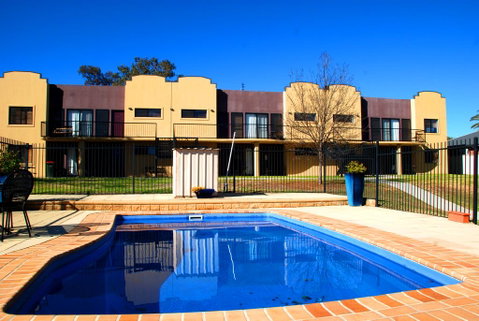 Amberoo Apartments - Broome Tourism 0