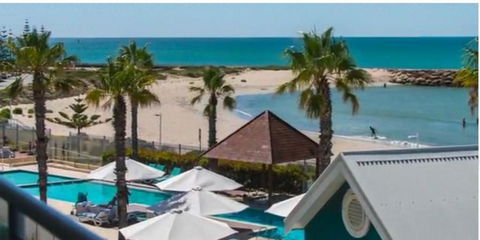 AN OCEAN,BEACH And POOL VIEW APARTMENT - Apt 210 SEASHELLS RESORT - Broome Tourism 0