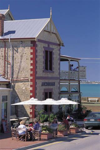 Anchorage Seafront Hotel - Broome Tourism 3