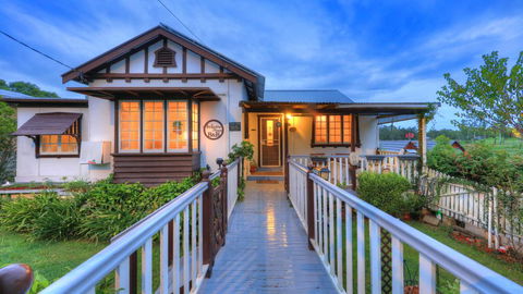 Andavine House - Bed & Breakfast - Broome Tourism 1