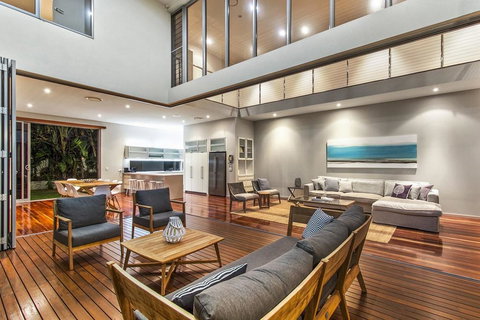 Angourie Beach House @ Corporate Boardies - Broome Tourism 2