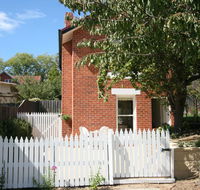 Annies Garden Cottage - Broome Tourism