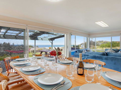 Antonio's Paradise - Spectacular Views Over Warrain Beach - Broome Tourism 3