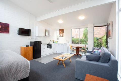 Apartments On Elsmere - Broome Tourism 3
