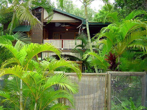 Appian Beach House - Broome Tourism 0