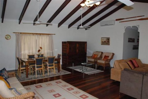 Appian Beach House - Broome Tourism 2
