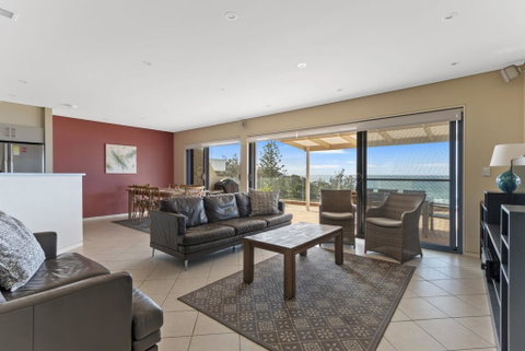 Aqua Shores Penthouse - Broome Tourism 1