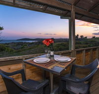 Aqualuna- Excellent surfing beaches. - Broome Tourism