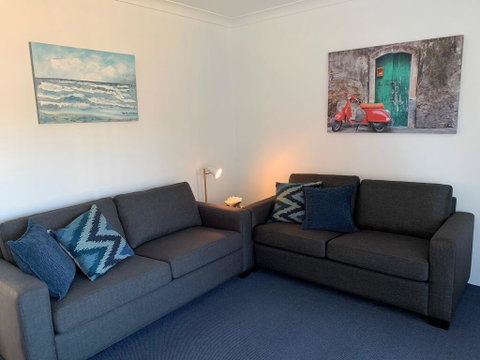 Aquarius Apartments Mollymook - Broome Tourism 2