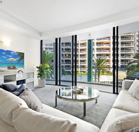 Aria Private 3 Bed in the heart of Broadbeach - Broome Tourism