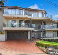 Ash Sienna - 2/49 Ash Street Terrigal - Broome Tourism