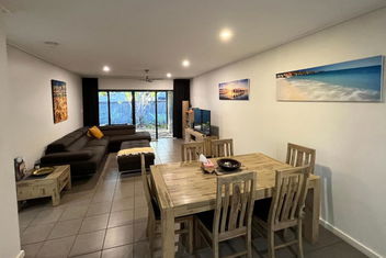 Luxury Executive Apartment At Broome Cable Beach with Broome Tourism