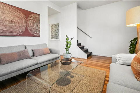 Luxury Norwood Retreat - Broome Tourism 2