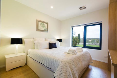 Mattner House Family Vacation Resort - Broome Tourism 1