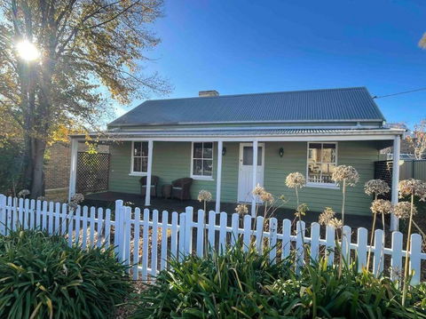 Mimosa Cottage - Broome Tourism 0