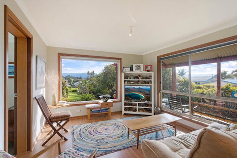 Monaro Cottage - Broome Tourism 2