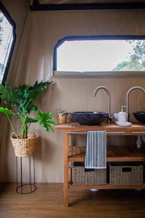 Moogie Glamp - Broome Tourism 3