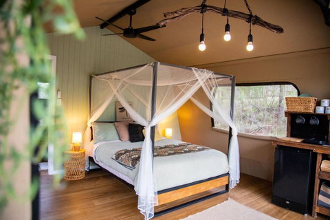 Moogie Glamp - Broome Tourism 1