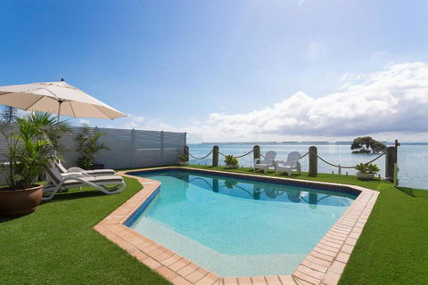 Moreton Bay Beach Lodge - Broome Tourism 0