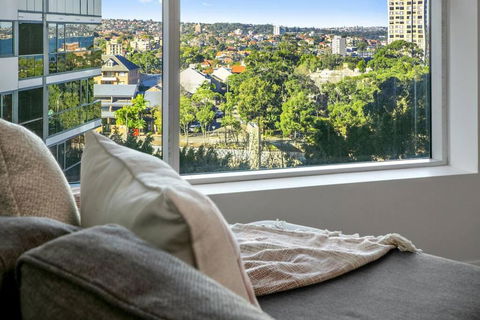 NS504 - Comfort And Convenience In North Sydney - Broome Tourism 0