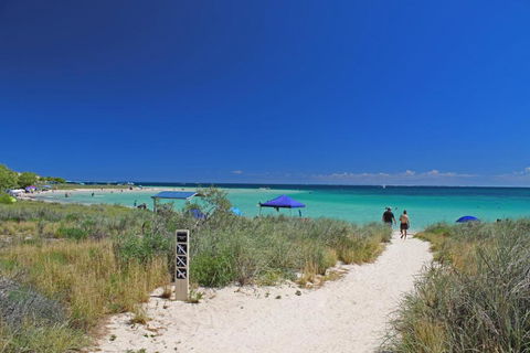 Ningaloo Club Backpackers - Broome Tourism 1